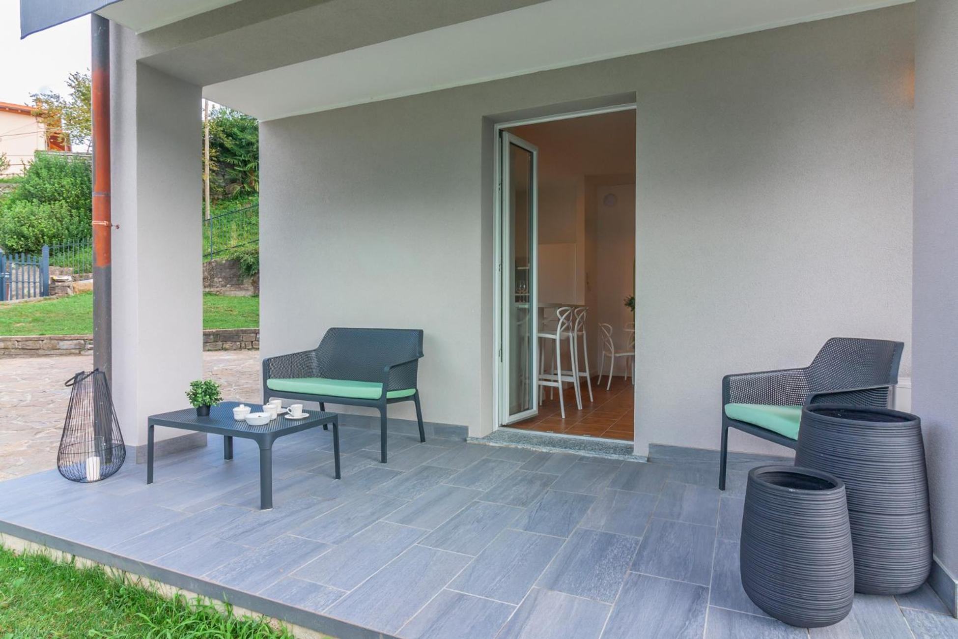 Ninfea Apartments By Wonderful Italy Lezzeno Exterior photo